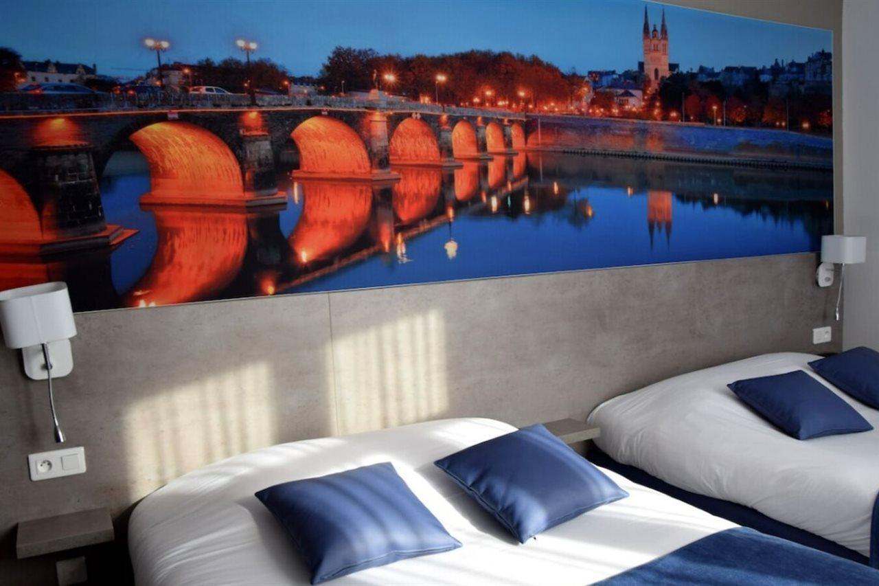 Hotel Suzane Angers Bagian luar foto
